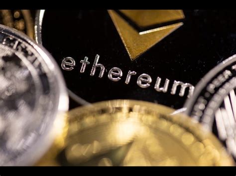 Ethereum: Does block validation get more difficult as the blockchain grows?
